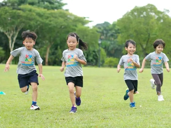 Các môn vận động để cho trẻ phát triển