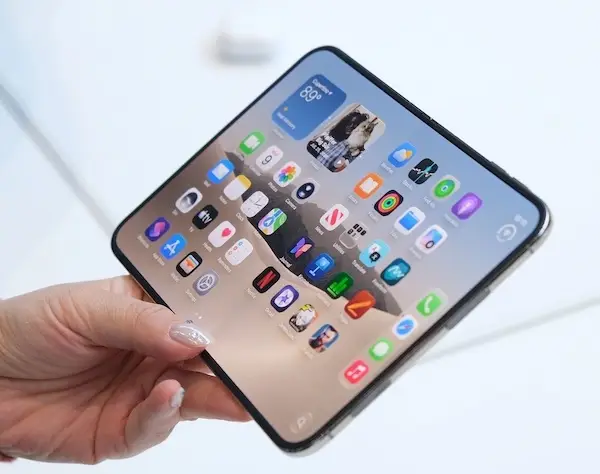 Apple chính thức ra mắt iPhone Duo màn hình gập 7,6 inch